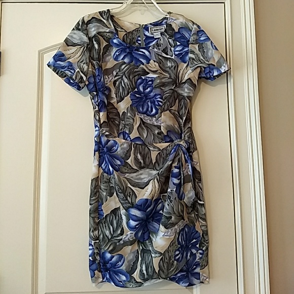 S. Roberts Dresses & Skirts - Dress